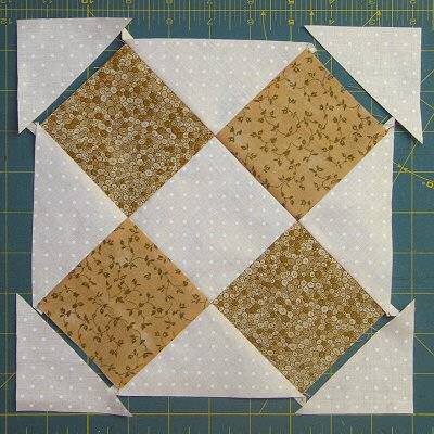 4.l�p�s: �sszevarrom a sorokat